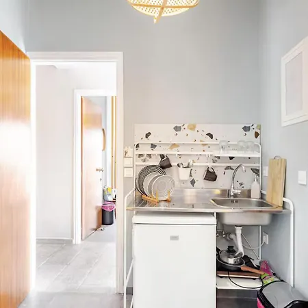 Theros Lux Apts. Гостевой дом Планос