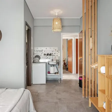 Theros Lux Apts. 3*